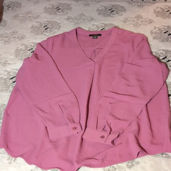 XL - Dalia V-Neck Blouse Dress Shirt - Picture 1 of 6